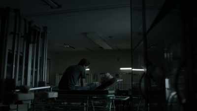 - Did you know
that you snore very loudly? - Eyewitness