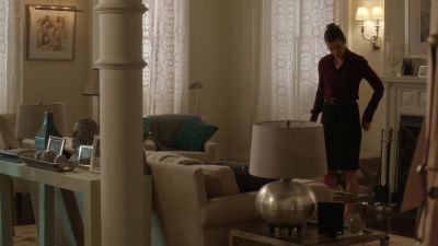 Did you move this table? - Blue Bloods
