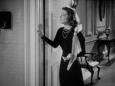 - Did Mr. Case come in here?
- Yes, ma'am, right through here, ma'am. - Holiday