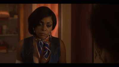 Did Ms. Vivian Thomas say
she needs my help
on something? - Fight Night: The Million Dollar Heist