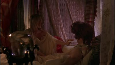 Did you never have a female feel - Performance