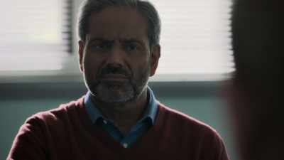Did you notice a bicycle
leaning against the wall? - The Chelsea Detective