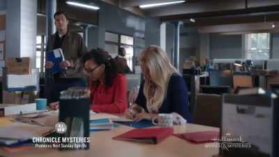 Did you physically see Tara
when she was following you, - Chronicle Mysteries: The Wrong Man