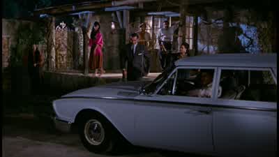 Did you pick up that package at the hotel? - From Russia with Love