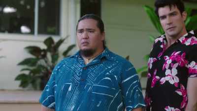 - Did you say "Ikaika?"
- Oh. Who are you, brah? - Romance in Hawaii