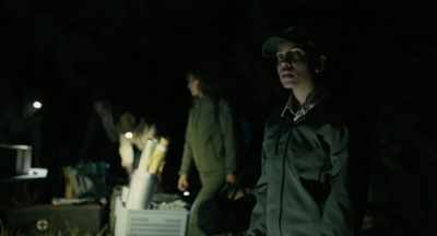 - Did she say what happened?
- No, she didn't say anything. - Lovely, Dark, and Deep