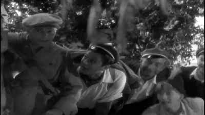 Did you say you were sailing
in three weeks? - Blonde Venus
