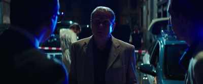 - Did you see anything else?
- No, I'm sorry. - Dark Glasses