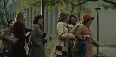 Did you see he blew
Audrey and me a kiss - Mrs. America