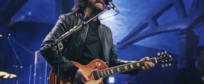 ♪ Did you see your friend ♪ - Jeff Lynne's ELO: Wembley or Bust