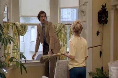 Did you see him? That was him.
That was the dwarf. - Foul Play