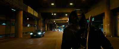 Did you see that?
Snake's fighting on our side. - Snake Eyes