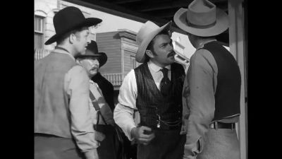Did you see what I saw - High Noon