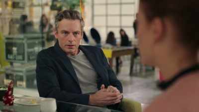 - Did she, now?
So, what was it exactly? - Zoey's Extraordinary Playlist