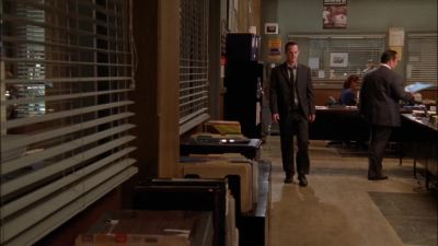- Did you talk to the lab?
- yeah just got off the phone with them. - Monk