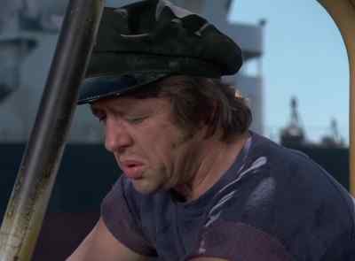 Did you unload 20 boxes
of coconut oil? - The Six Million Dollar Man
