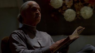 Didn't Inara express
a wish for privacy? - Firefly