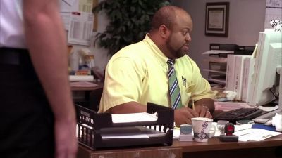 - Didn't think you'd apply.
- Uh, I think I'm ready for this, Big Mike. - Chuck