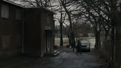 - Didn't you used to live here? - Prisoners