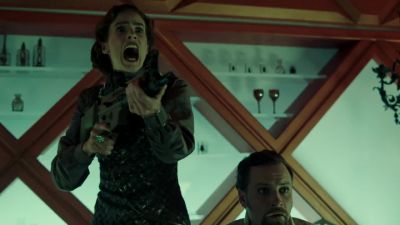 - Die!
- Whoa, whoa, whoa, whoa, whoa! - Killjoys