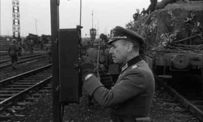 Dietrich! What the hell
is going on up there? - The Train
