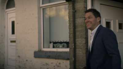 Dildo. Wait, where's Ronnie? - Brassic