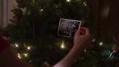 ♪ Ding Dong Ding Dong - Christmas in Maple Hills