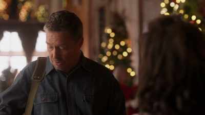 Dinner tonight,
just you and me. - Christmas in Louisiana