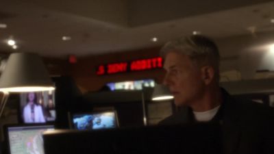 DiNozzo and David? - NCIS