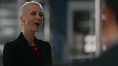 Diplomatic pouches are as
sovereign as our Consulate. - The Rookie: Feds