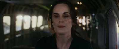 - Dire.
- I see. - Flight Risk