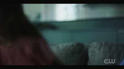 (discordant music) - Two Sentence Horror Stories