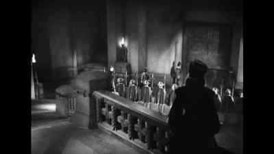 Dismiss the guards. - Queen Christina
