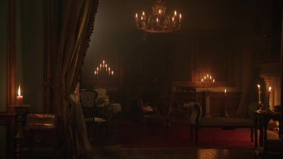 (distant creaking) - Reign