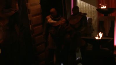(distorted groaning) - Stargate SG-1