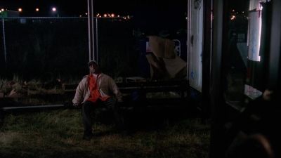 (distorted) Hey, I got a schedule. - The X-Files