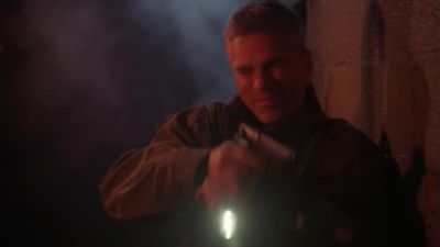 (distorted) Shoot me
and you'll kill the host. - Stargate SG-1