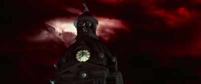 [distorted whirring] - The House with a Clock in Its Walls