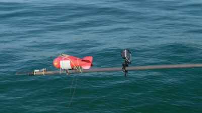 Dit wordt lastig, magneten uit?
- Ja. - Return of the White Shark