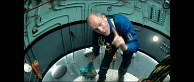 Dive Control,
first one in the bell. - Last Breath