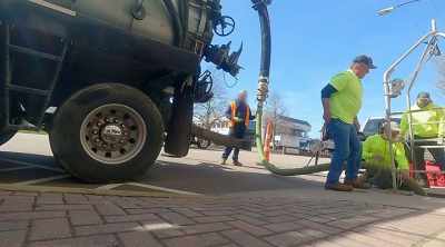 Diver Rick is making progress - Sewer Divers