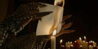 Divination in ashes. - Damnation