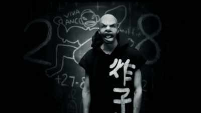 - DJ, DJ, DJ, DJ, DJ, DJ, DJ Hi-Tek. - ZEF - The Story of Die Antwoord