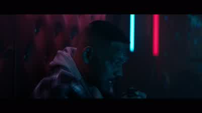 دعنا نعطي هذا الوغد العصا. - Bright