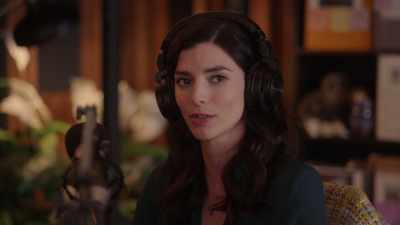 Do me a favor, hold them close - How I Met Your Murderer