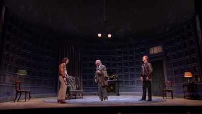 - Do you actually have a secretary?
- I'm his secretary - National Theatre Live: No Man's Land