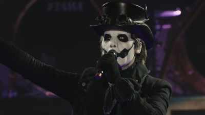 Do you believe that
we can all leave now, - Ghost: Rite Here Rite Now