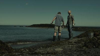 - Do you feel that?
- Yeah, my boots are sticking. - The Sinner