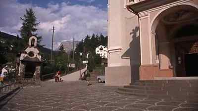Do you go to church every Sunday - Rome Adventure