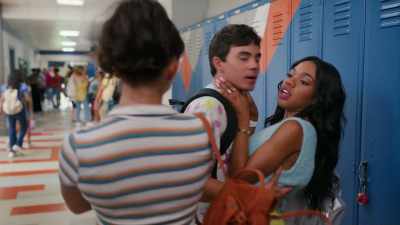 Do you guys wanna come over
after school - Crush